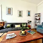 Appartement Familial Typiquement Parisien